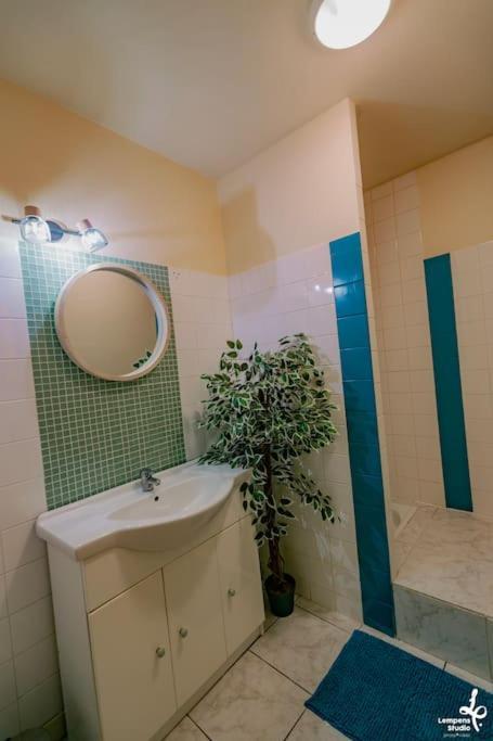 Appartement Romance Florale Troyes Exterior photo
